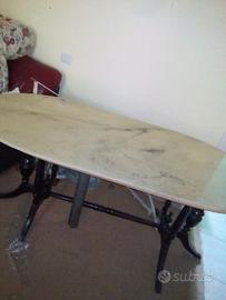 Tavolo in marmo