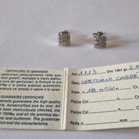 Orecchini a lobo in oro bianco e diamanti