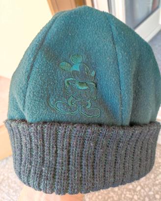 Cappello con disegno Topolino