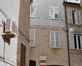 Casa singola su 2 piani