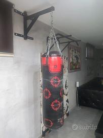 sacco da box più staffa da muro  