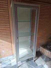 Vetrina per medicinali o altro