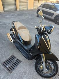 Beverly 500 cruiser