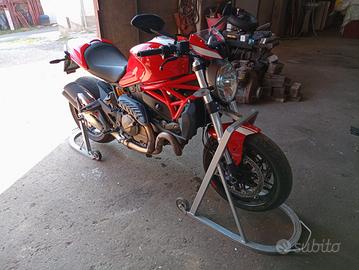 Ducati monster 821 Stripe