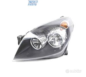 FANALE SINISTRO PER OPEL ASTRA H FONDO NERO 04-11