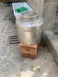 Mini cisterna per liquidi alimentari
