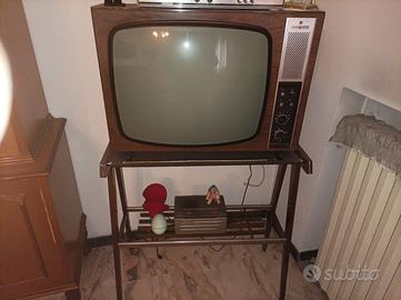 TV vintage CGE General Electric in bianco e nero