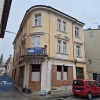 Appartamento Ristrutturato (primo ingresso) nel ce