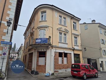 Appartamento Ristrutturato (primo ingresso) nel ce