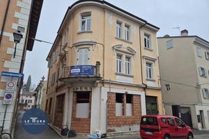 Appartamento Ristrutturato (primo ingresso) nel ce