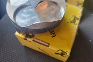 Pistone Ferrari F1 2000