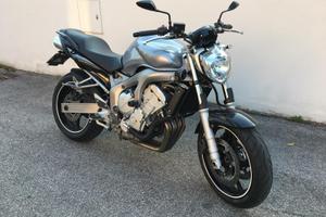 Yamaha FZ6