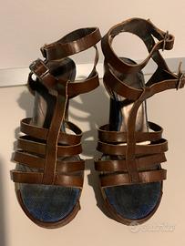 Sandalo in pelle