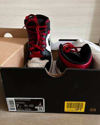 Scarpe sneakers Jordan Air 1 Mid taglia 40.