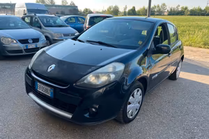 Renault Clio 1.2 16 V 5P GPL DYNAMIQUE