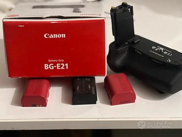 Battery grip bg e21