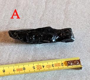 Pietra ossidiana nera Grezza Sarda