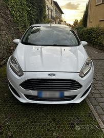 Ford fiesta 1.4 benzina/Gpl