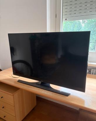 Televisione samsung 40 pollici 4K ultra HD