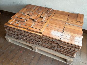 Parquet in rovere a spina di pesce