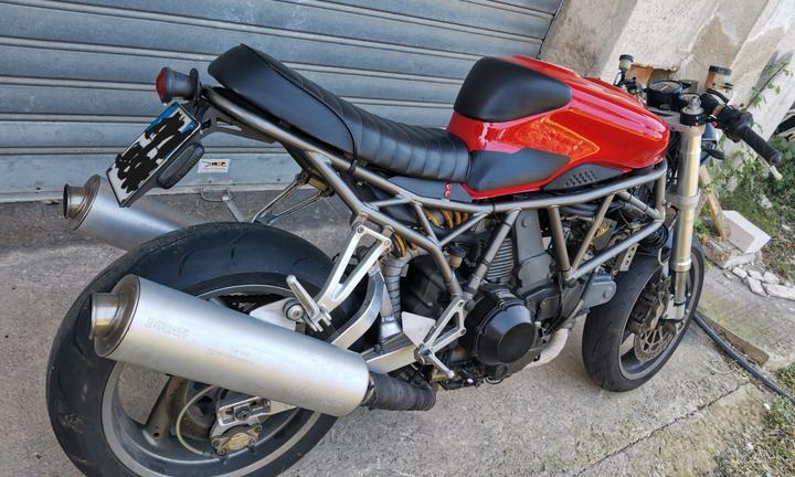 Ducati Supersport 900 SS
