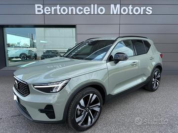 VOLVO XC40 2.0 197cv B4 Plus Dark HARMAN-20"-WIN