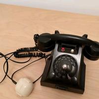 antico telefono