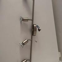 Plafoniera a 4 faretti orientabili