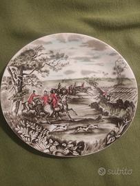 prezioso servizio di 12 piatti e piatti da portata