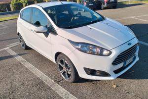 Ford Fiesta 2015 benzina 