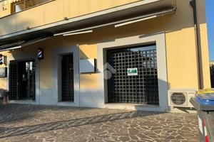 MONOLOCALE A SPELLO