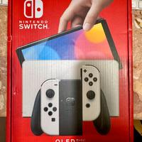 Nintendo Switch OLED + Accessori + Mario Kart