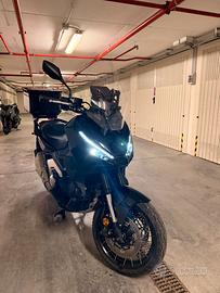 Honda X-Adv 750 2025