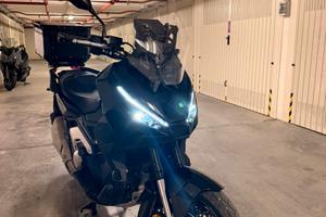 Honda X-Adv 750 2025