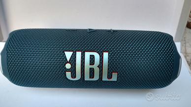 ALTOPARLANTE  PORTATILE JBL FLIP 7