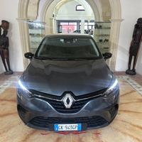 Renault Clio Full Hybrid E-Tech 140 CV 5 porte Bus