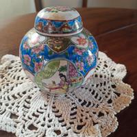 piccolo vaso cinese con coperchio 