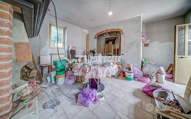 BILOCALE AL PIANO TERRA RISTRUTTURATO