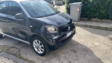 Smart  4 posti