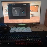 PC Gaming + Accessori: Mouse, Tastiera, Cuffie