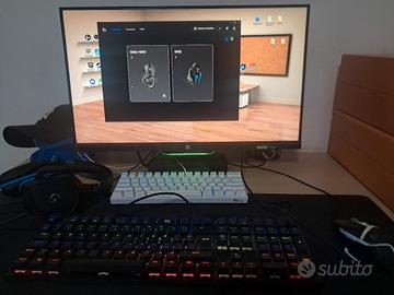 PC Gaming + Accessori: Mouse, Tastiera, Cuffie
