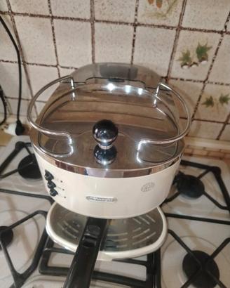 macchina del caffè delonghi