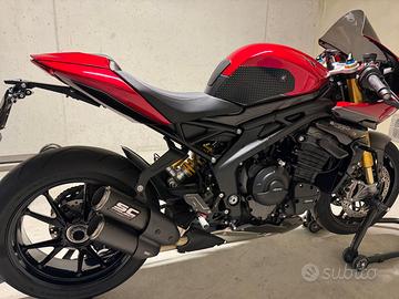 Triumph Speed Triple 1200 RR come nuova+accessori