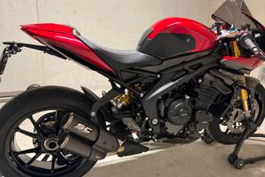 Triumph Speed Triple 1200 RR come nuova+accessori