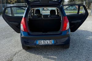 Hyundai i 10