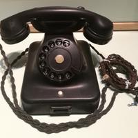 Telefono a disco Siemens in bachelite 