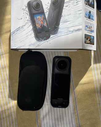 Insta360 x5