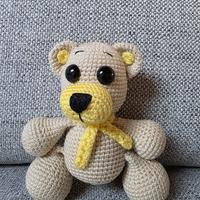 Amigurumi orsetto con carrilon