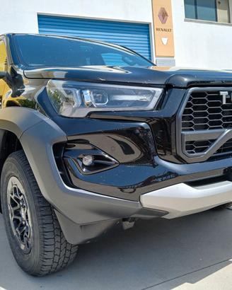 Toyota HiLux GR Sport II 2.800 D-4D 204cv A/T 4WD