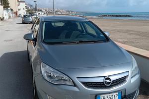 Opel Astra 1.4 gpl